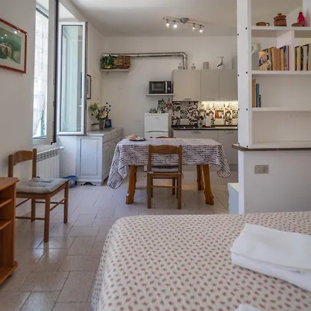 Nonna Rosetta Traditional