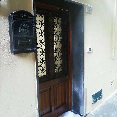 Nonna Rosetta Traditional Διαμέρισμα Βερνάτσα